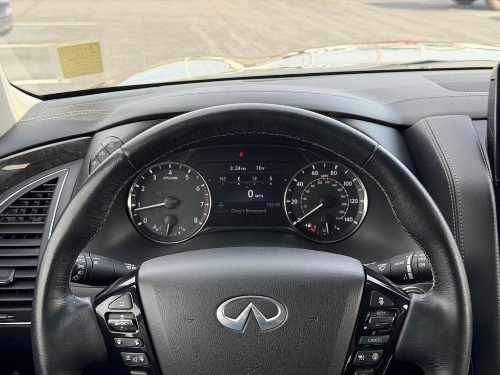 Used 2024 Gray INFINITI LUXE image 31