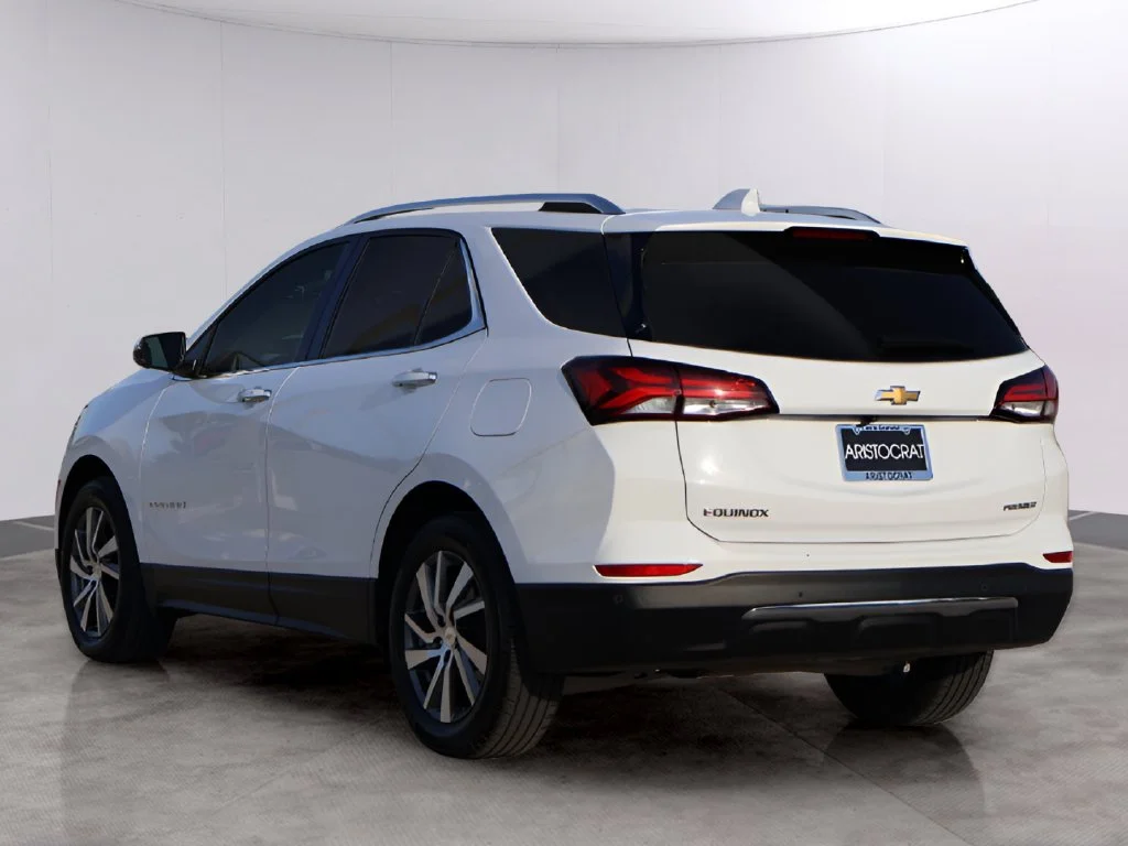 Used 2024 White Chevrolet Premier image 5