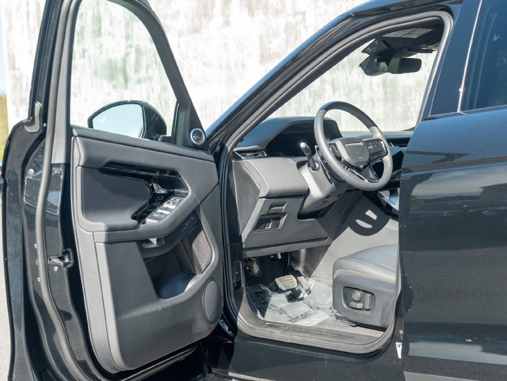 Certified Used 2026 Black Land Rover S image 11