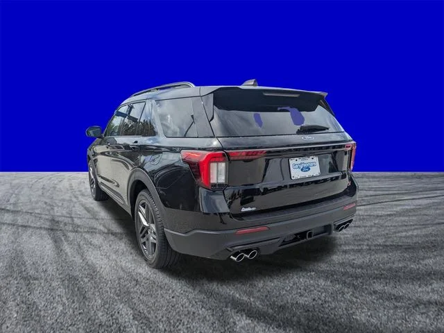 New 2026 Agate Black Metallic Ford ST image 6