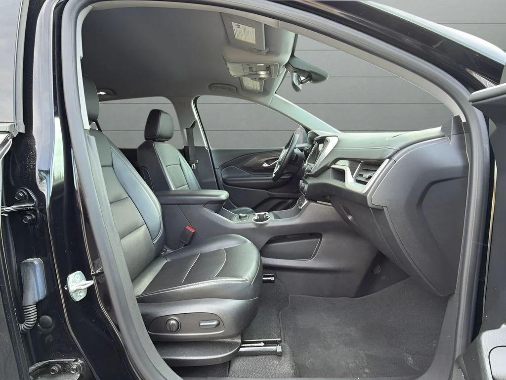 2023 GMC Terrain SLT - Photo 15