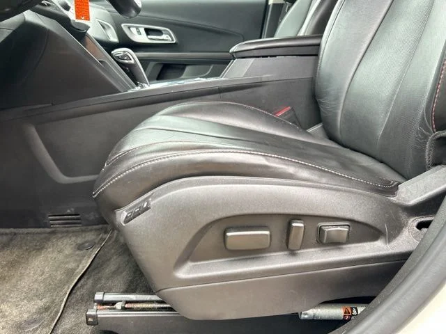 Used 2015 White Chevrolet LTZ image 27