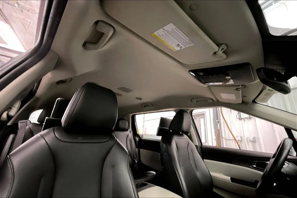 Used 2022 Red Kia LXS image 26