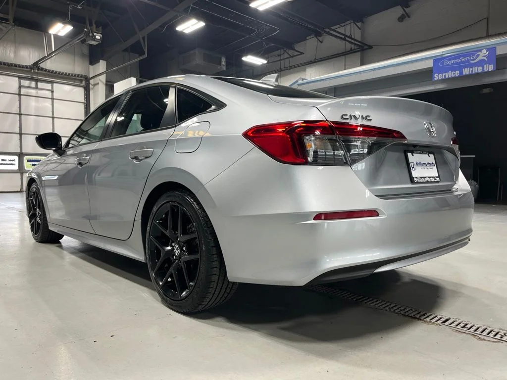 Certified Used 2024 Lunar Silver Metallic Honda 2.0L 4D SPORT image 5