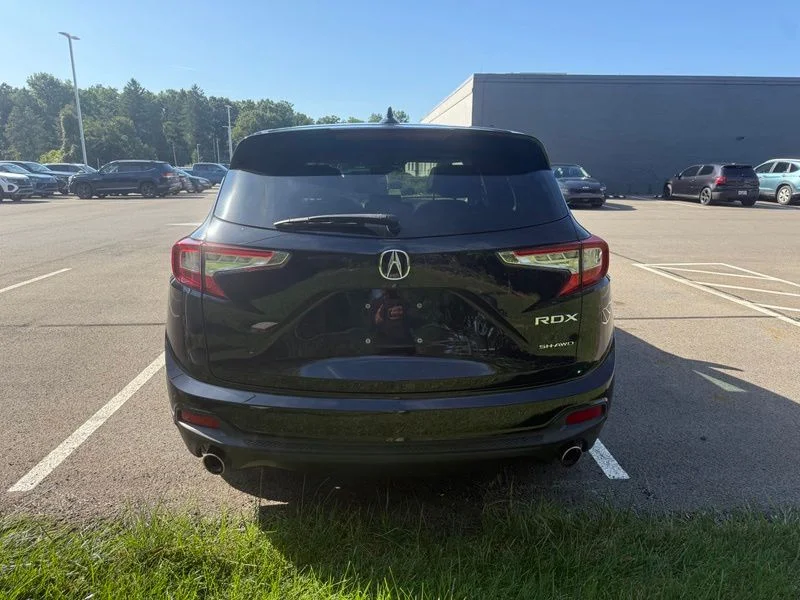Used 2021  Acura Technology Package image 16
