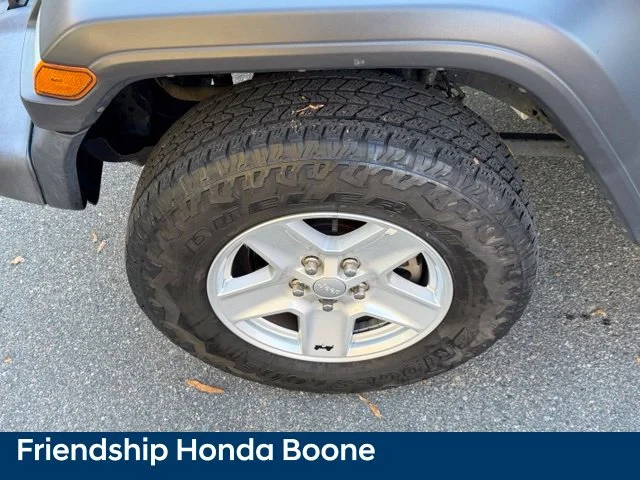 Used 2020 Gray Jeep Sport image 11