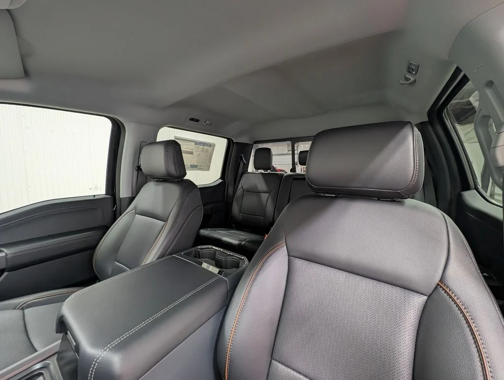 New 2026 Agate Black Metallic Ford F-250® Lariat® image 18