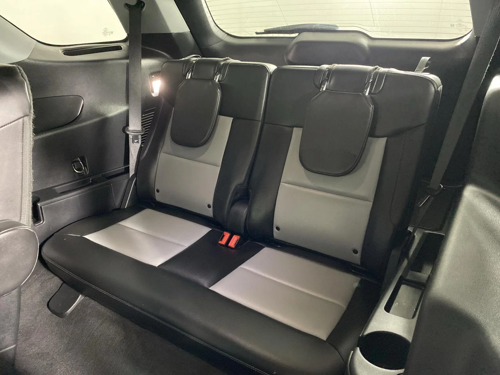 Used 2023 Iconic Silver Ford XLT image 26
