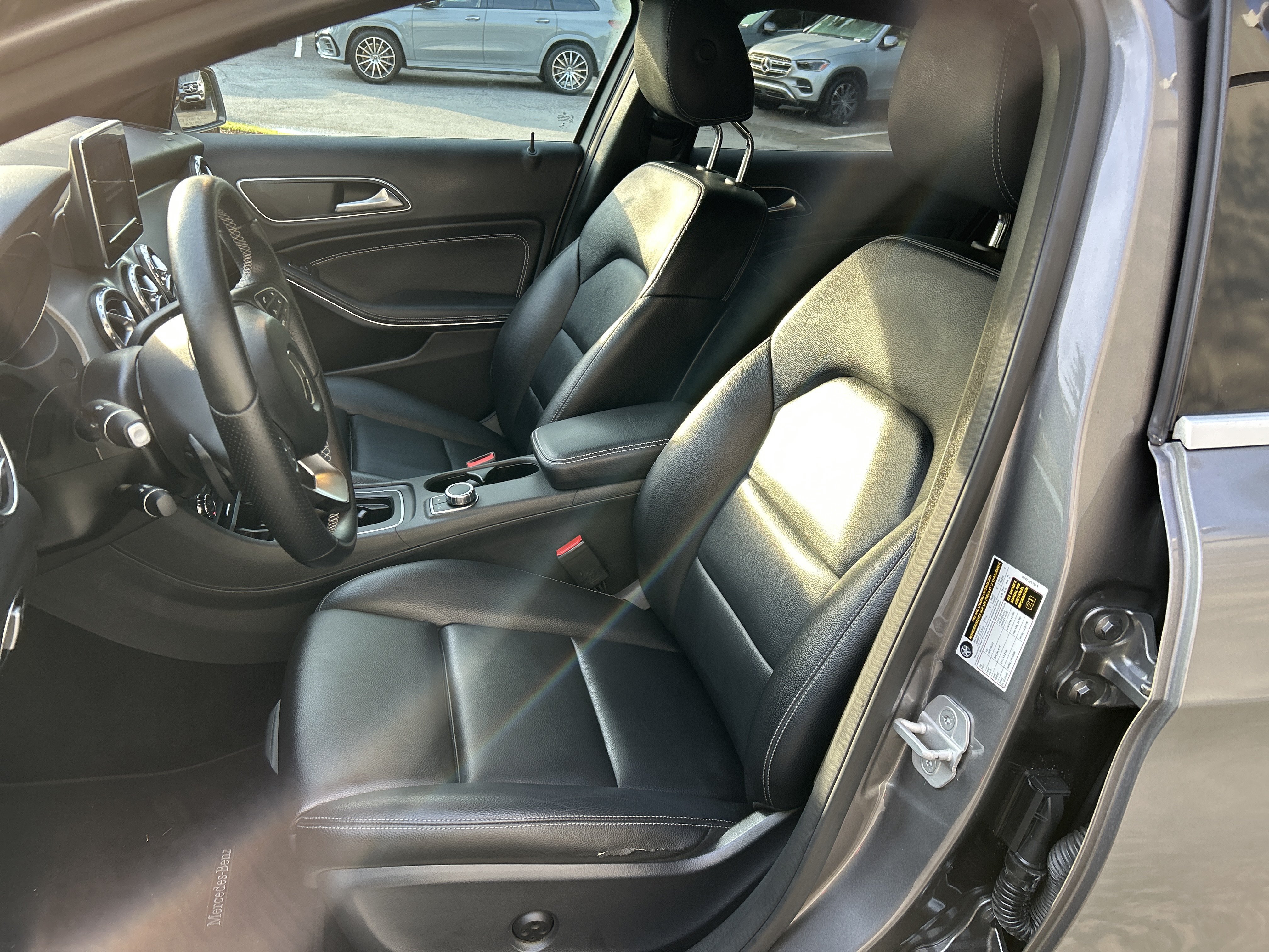 Used 2016 Mountain Gray Metallic Mercedes-Benz GLA 250 SUV image 20