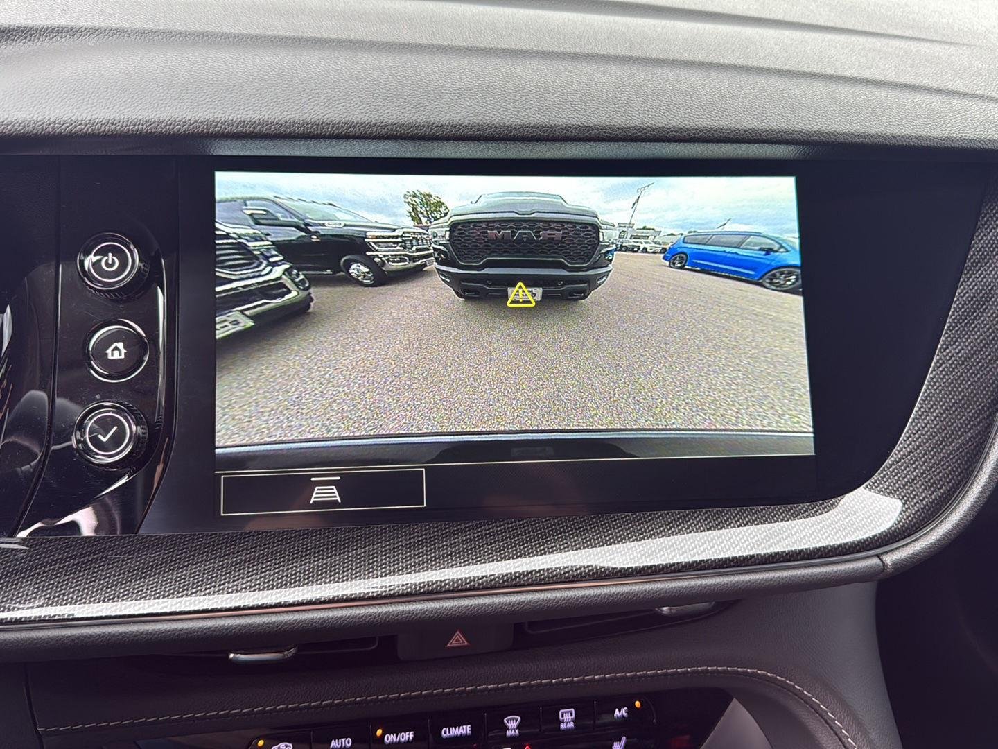 2023 Buick Envision Essence - Photo 6