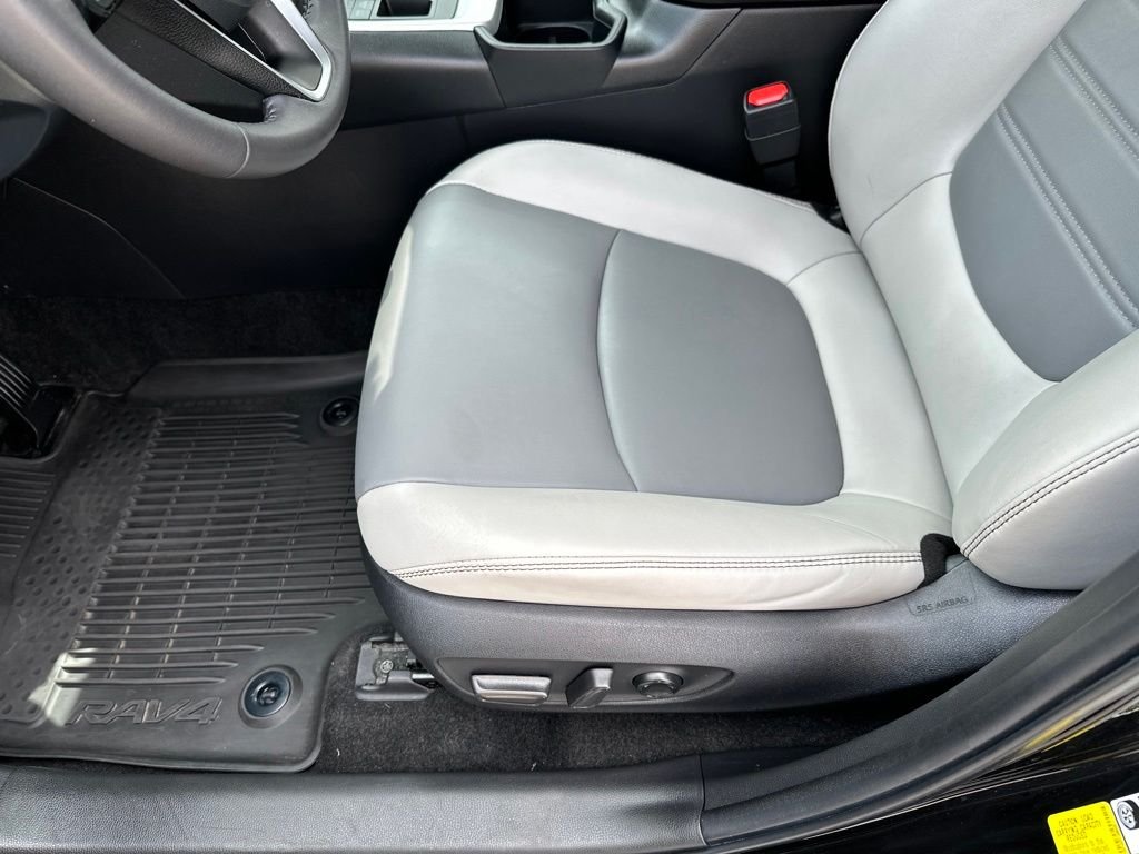 Used 2023 Black Toyota XLE Premium image 24