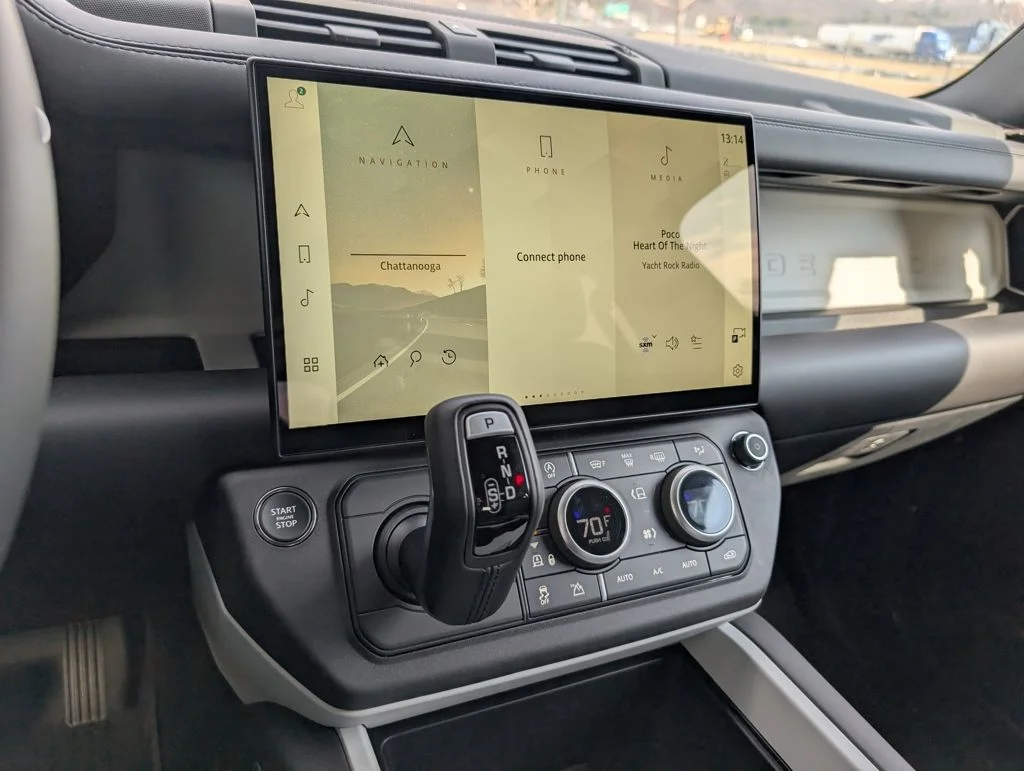 New 2026 Tasman Blue Land Rover X-Dynamic SE image 11