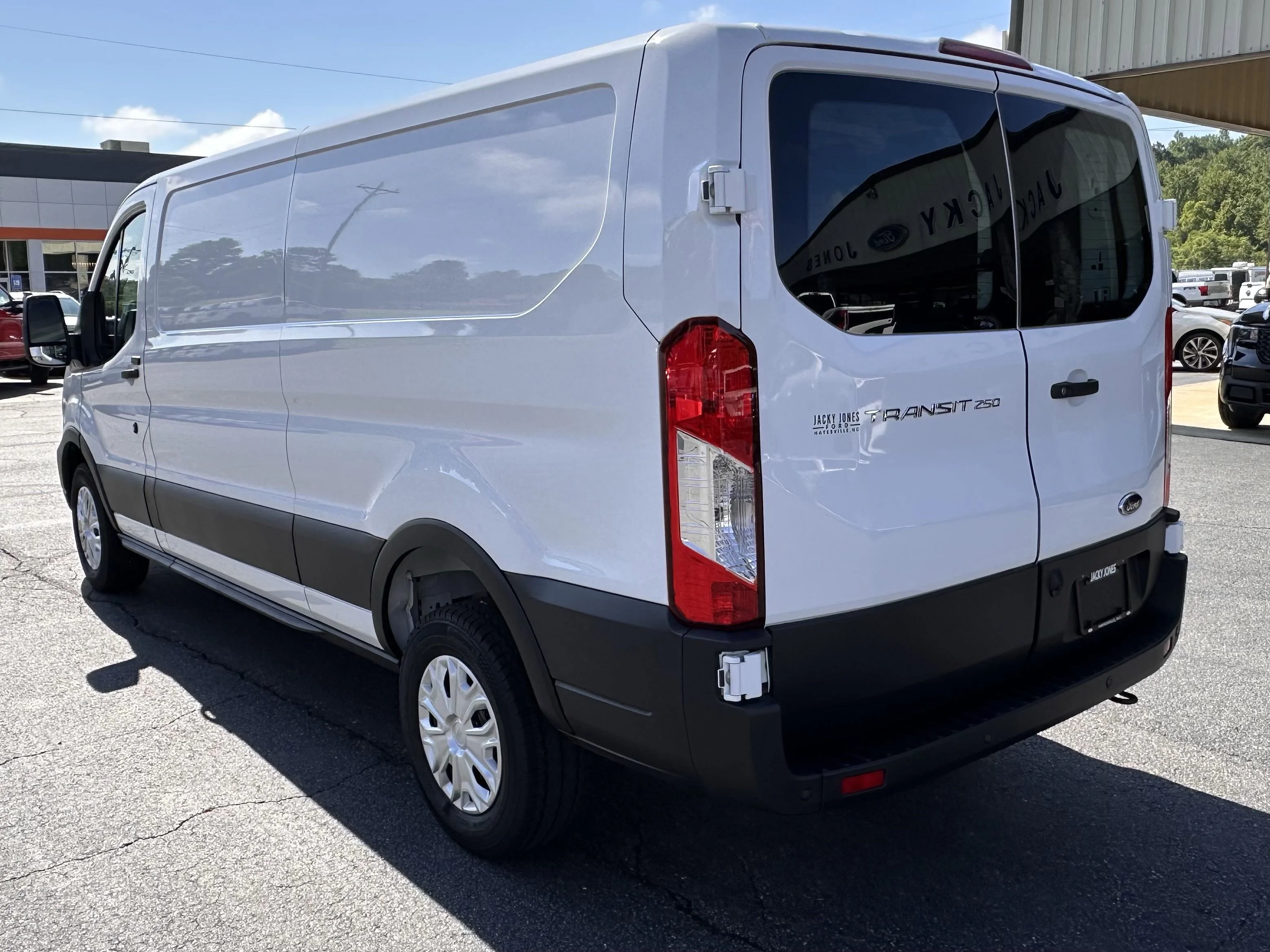 2025 Ford Transit Van Base - Photo 8