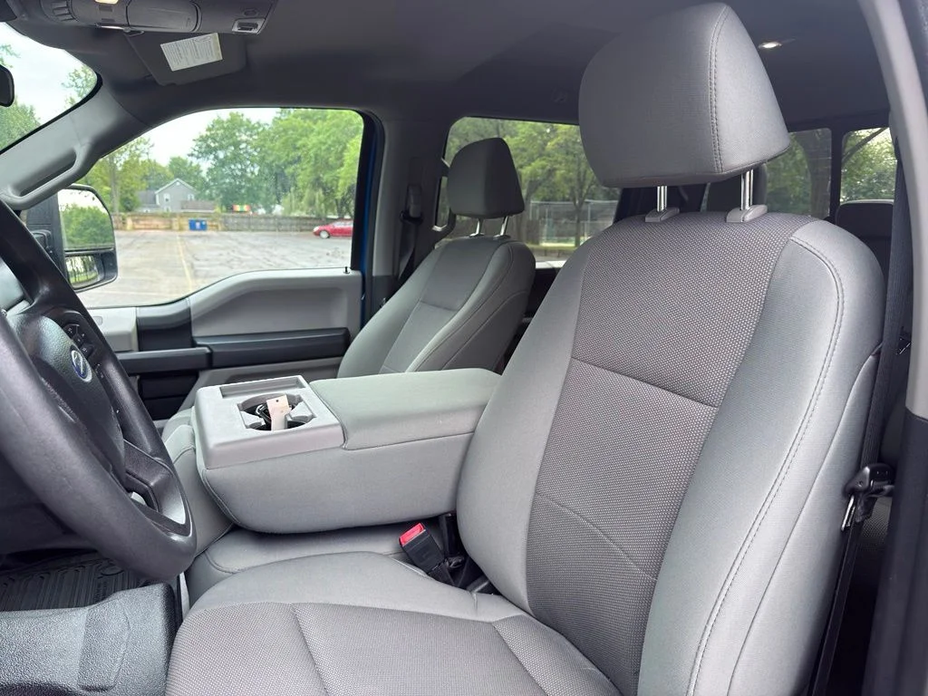 Used 2021 Blue Ford XL image 2