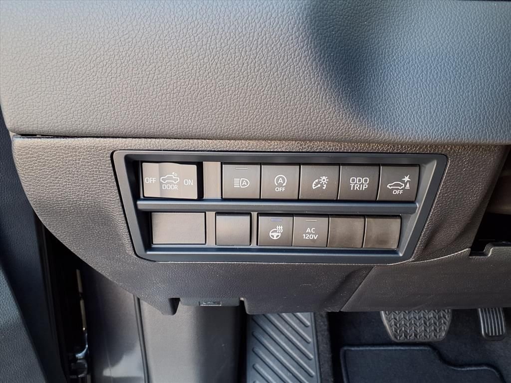 2026 Toyota Tundra Limited - Photo 15