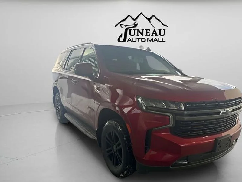 Used 2022 Cherry Red Tintcoat Chevrolet RST image 2