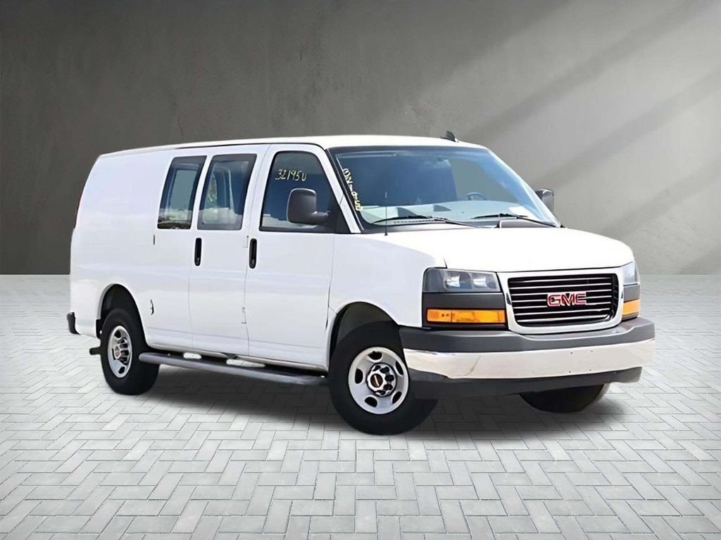 2023 GMC Savana Cargo