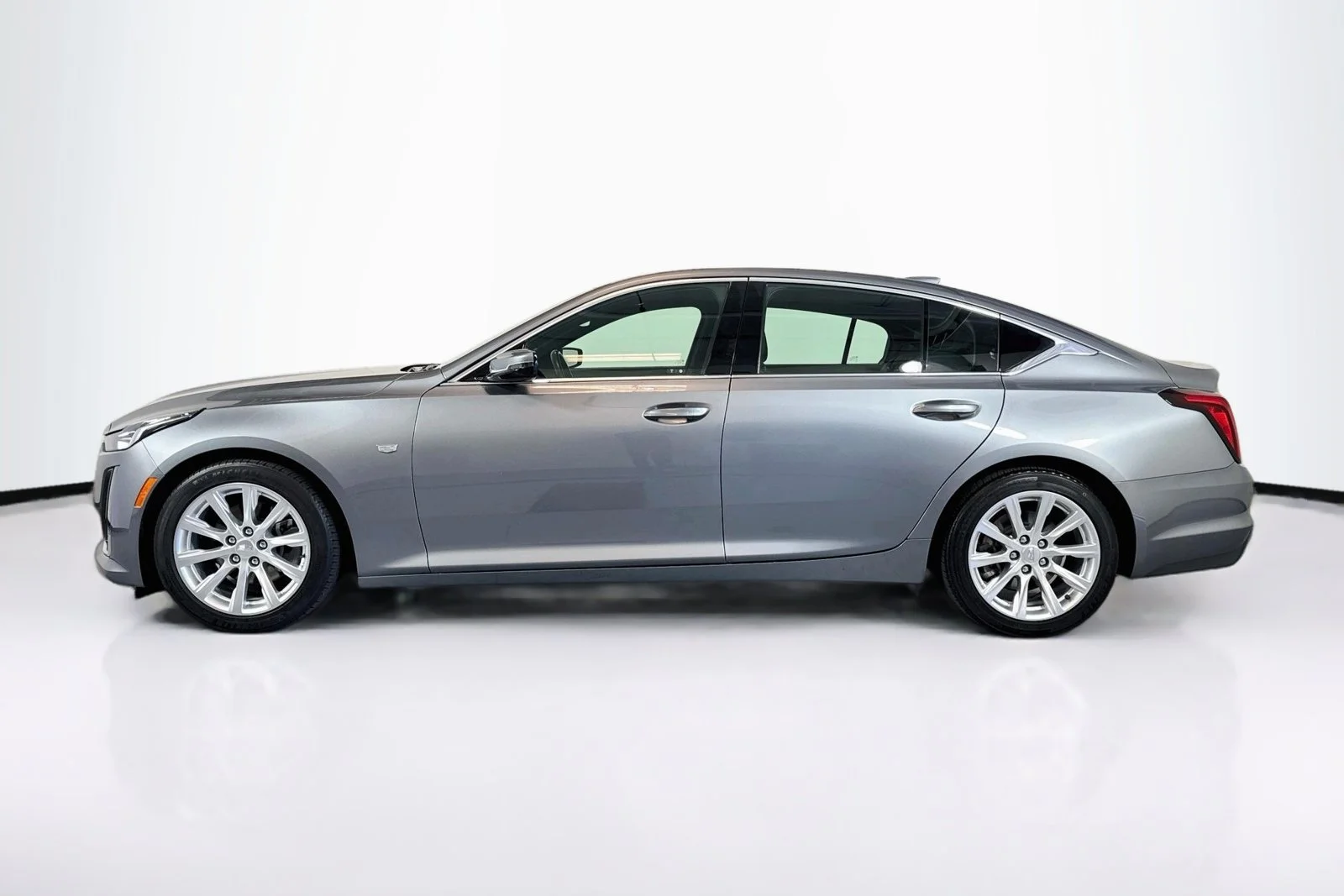 Used 2020 Satin Steel Metallic Cadillac Luxury image 7