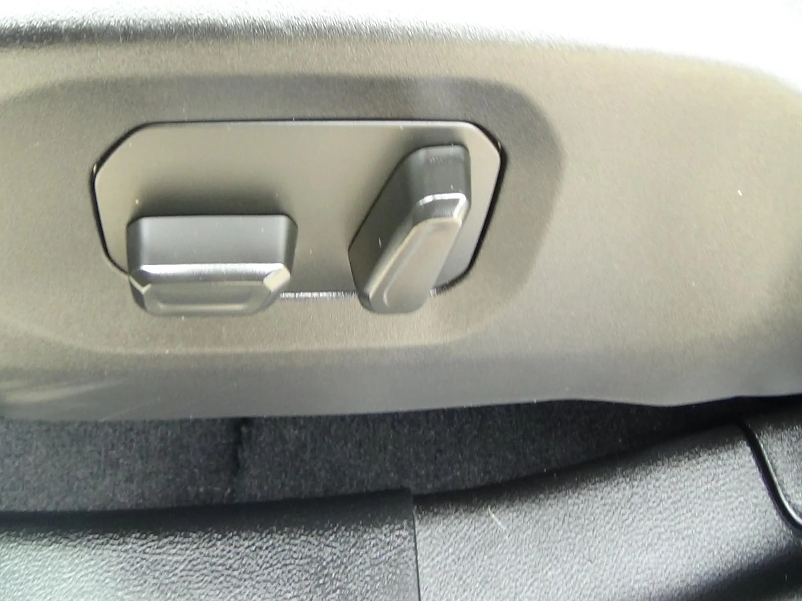 Certified Used 2024 Anvil Clear Coat (pds) Jeep Sahara image 17