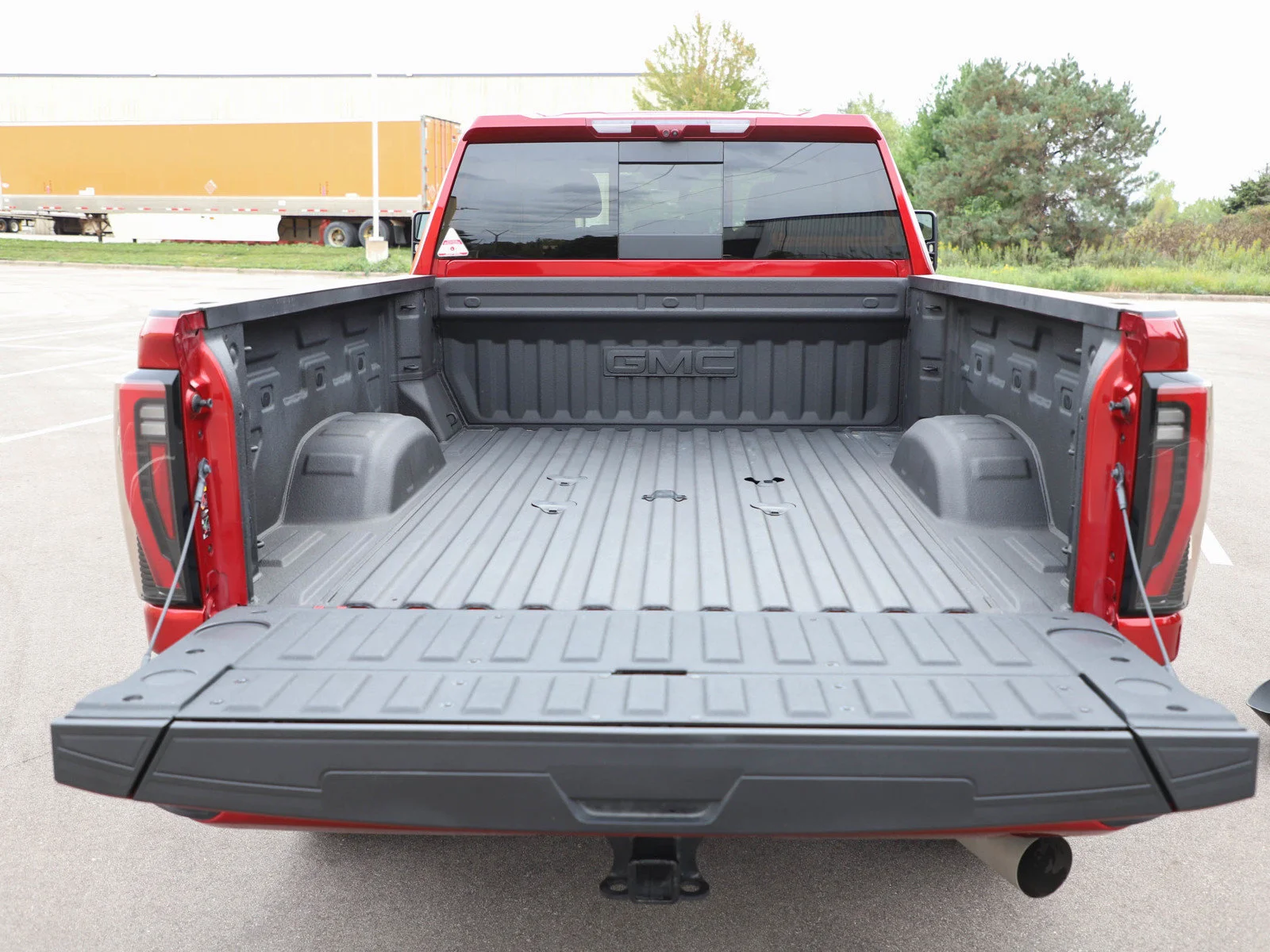Used 2026 Volcanic Red Tintcoat GMC AT4 image 15