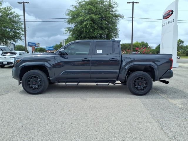 Certified Used 2025  Toyota SR5 image 26