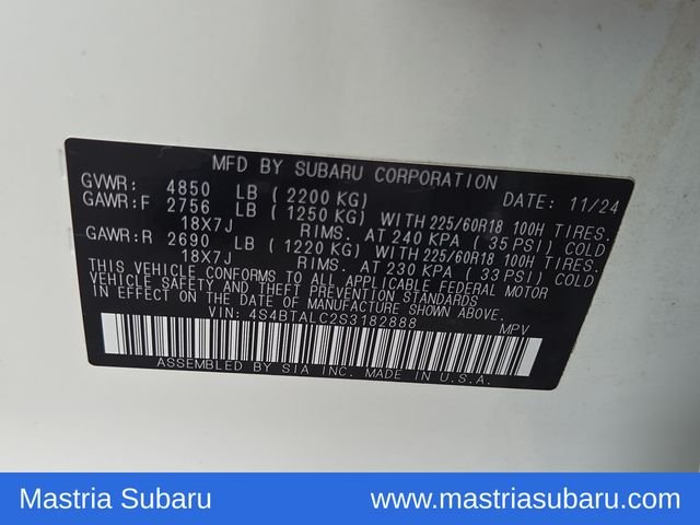 Used 2025 White Subaru Onyx Edition image 39