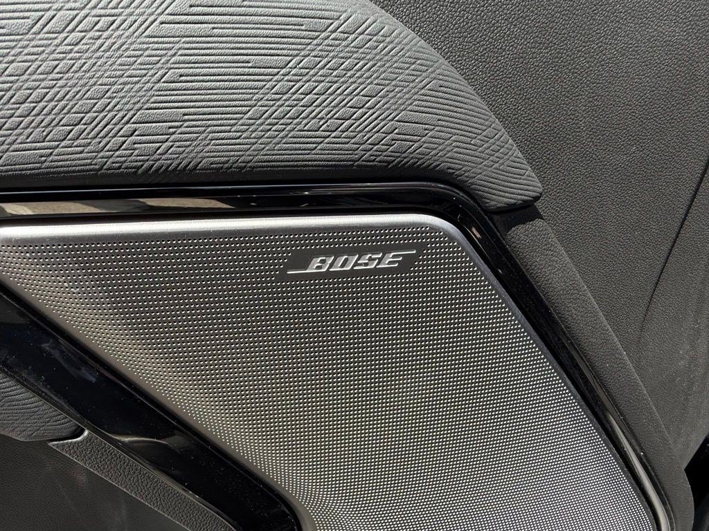 Used 2026 Onyx Black GMC AT4X image 7