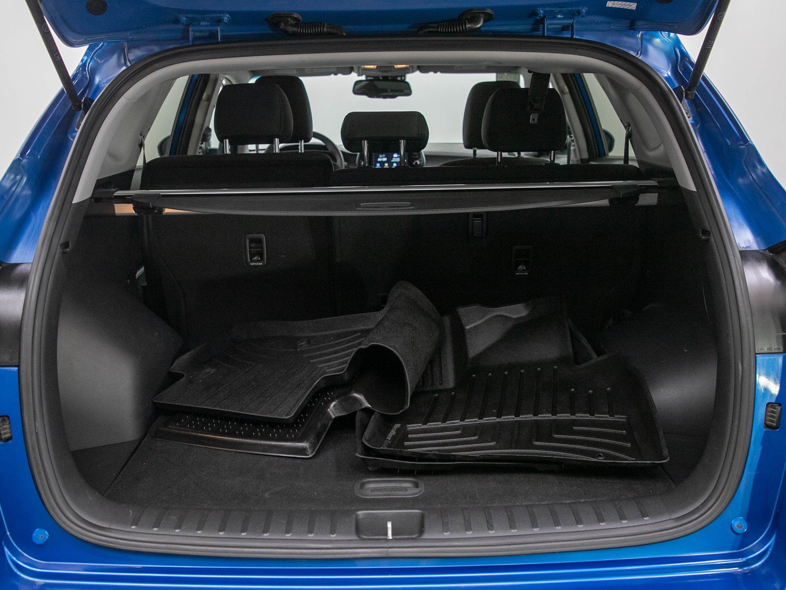 Used 2019 Aqua Blue Hyundai Value AWD image 18