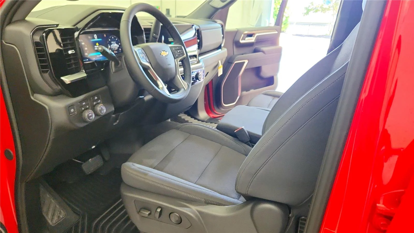 2026 Chevrolet Silverado 1500 LT - Photo 22