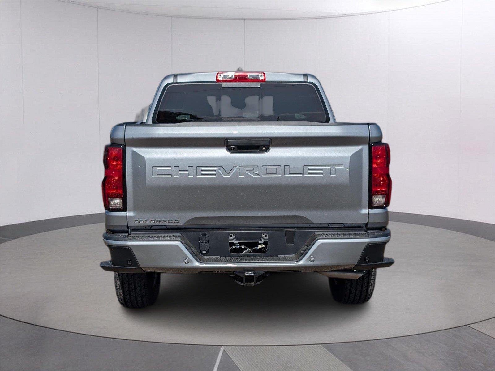 New 2026 Sterling Gray Metallic Chevrolet LT image 4