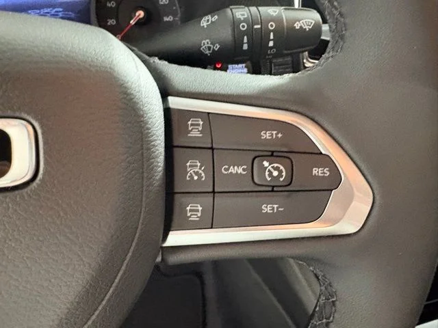 New 2026 White/off-white Jeep Limited image 25