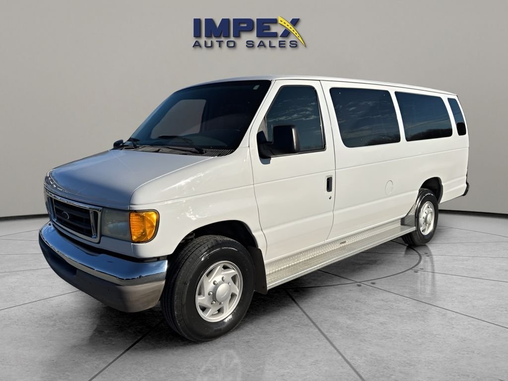 2003 Ford Econoline Wagon XL