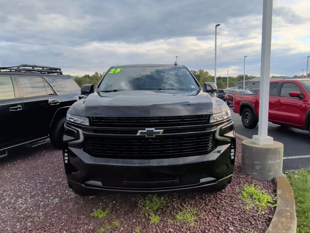 Used 2023 Black Chevrolet RST image 3