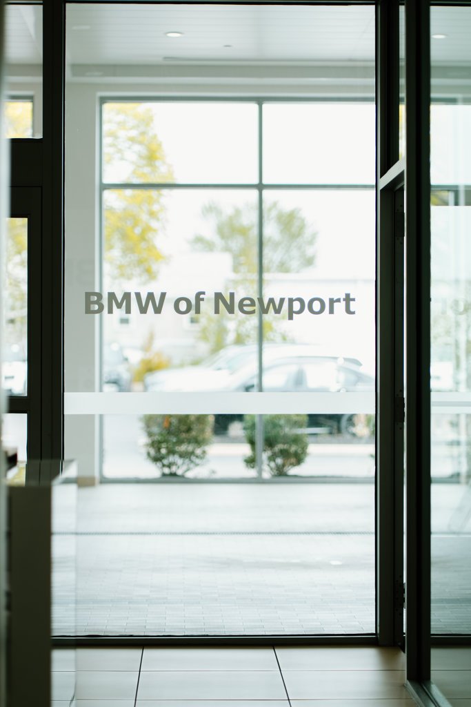 Used 2024 White BMW xDrive40i image 35