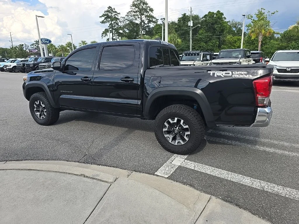 Used 2016 Black Toyota TRD Off-Road image 5