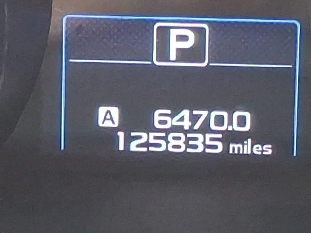Used 2017 Silver Subaru 2.5i image 18
