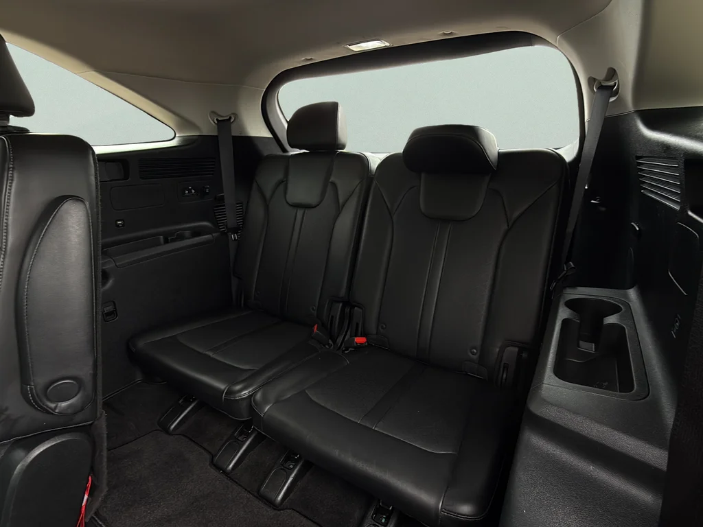 Used 2023 Wolf Gray Kia SX image 33