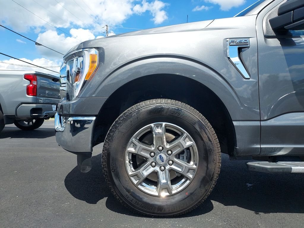 Used 2023 Gray Ford XLT image 16