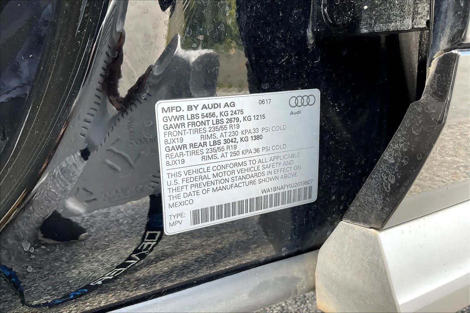Used 2018 Brilliant Black Audi Premium Plus image 34