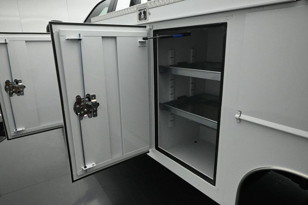 2025 Ford F-550 Super Duty Chassis Cab XL - Photo 17