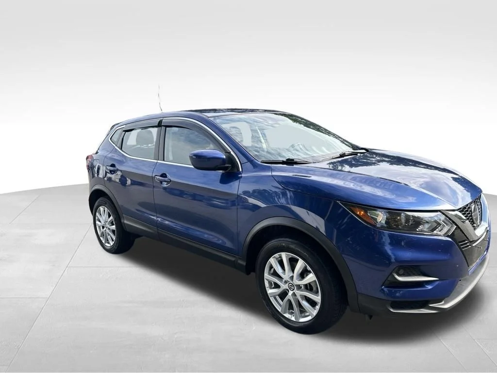 Used 2021 Blue Nissan S image 8
