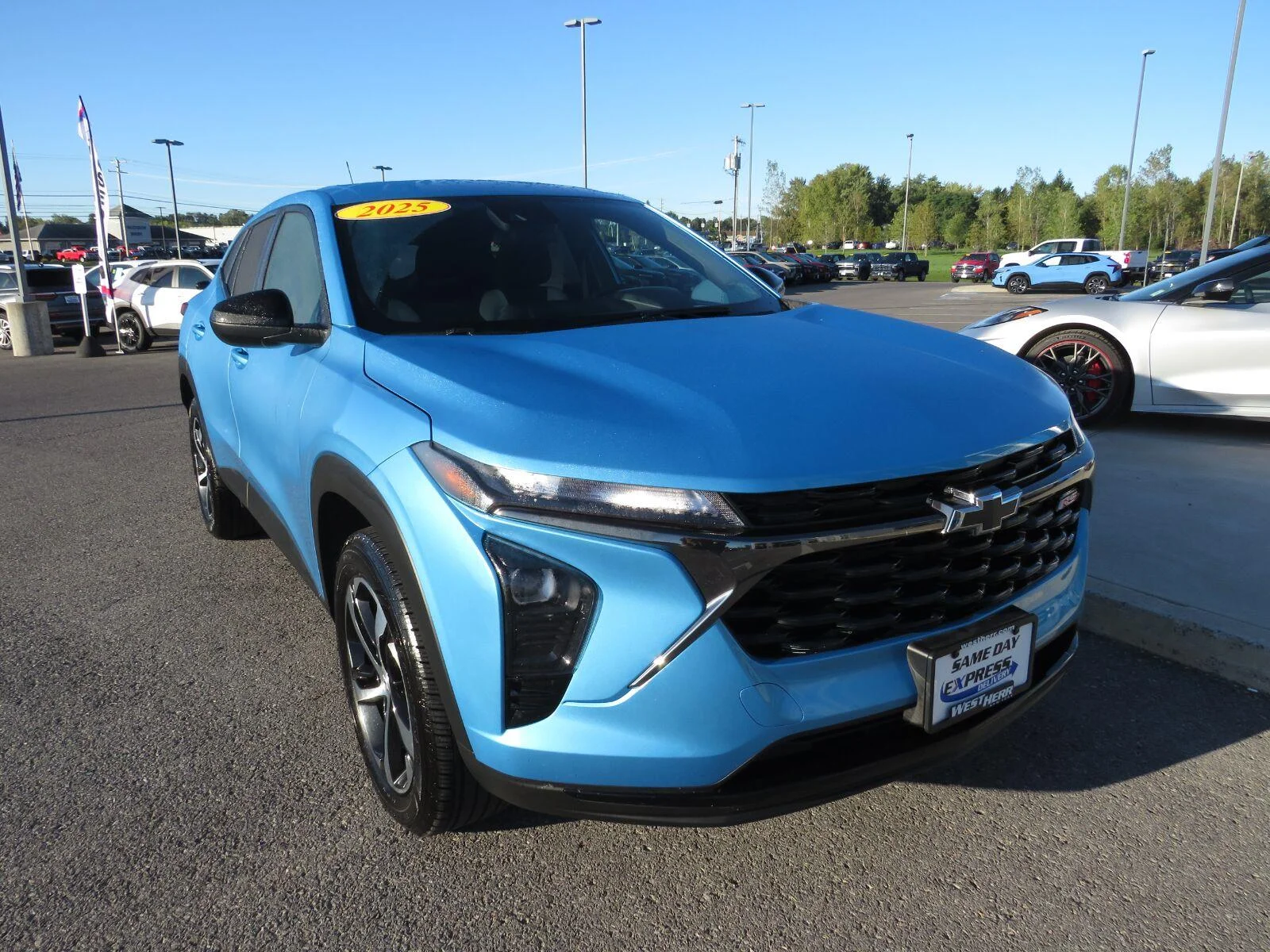 Used 2025 Marina Blue Metallic Chevrolet 1RS image 3
