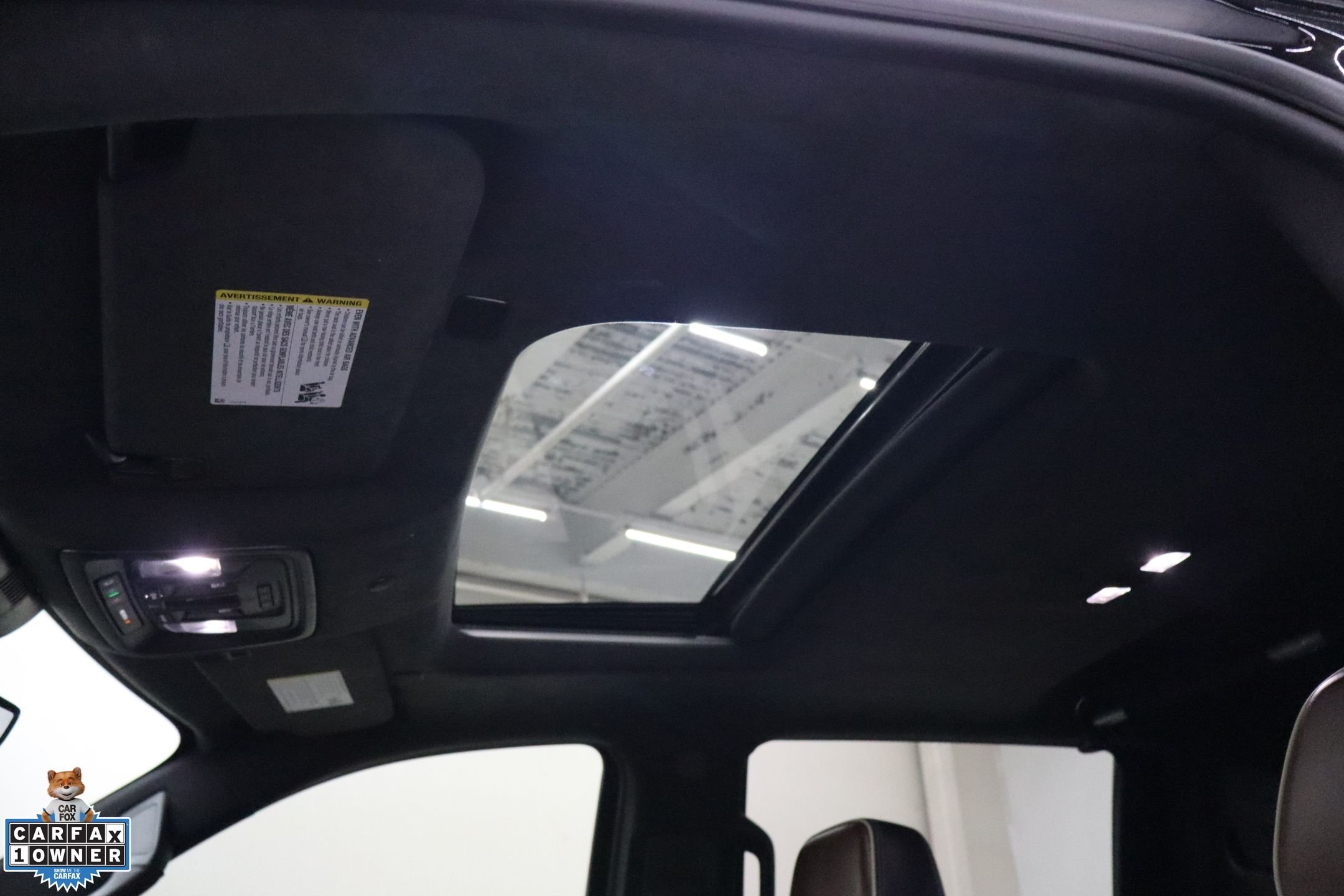 Used 2024 Onyx Black GMC Denali Ultimate image 21