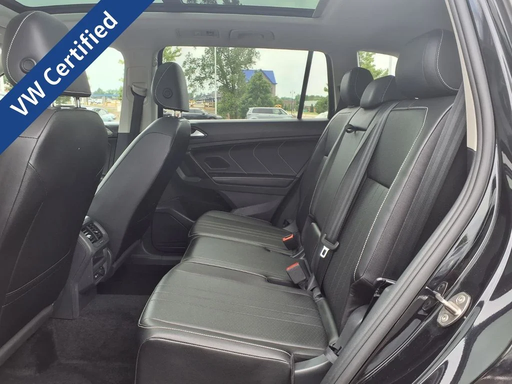 Certified Used 2023 Deep Black Volkswagen 2.0T SE 4-Motion image 22