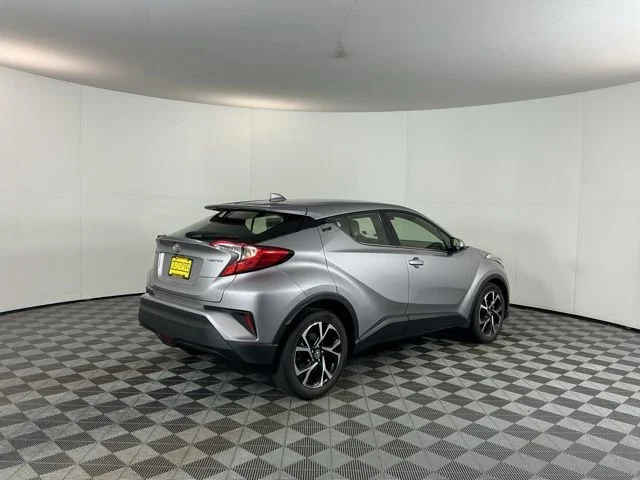 Used 2019 Silver Toyota Limited image 5