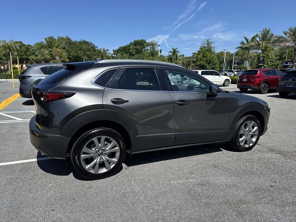 Used 2021 Machine Gray Metallic Mazda Premium image 4