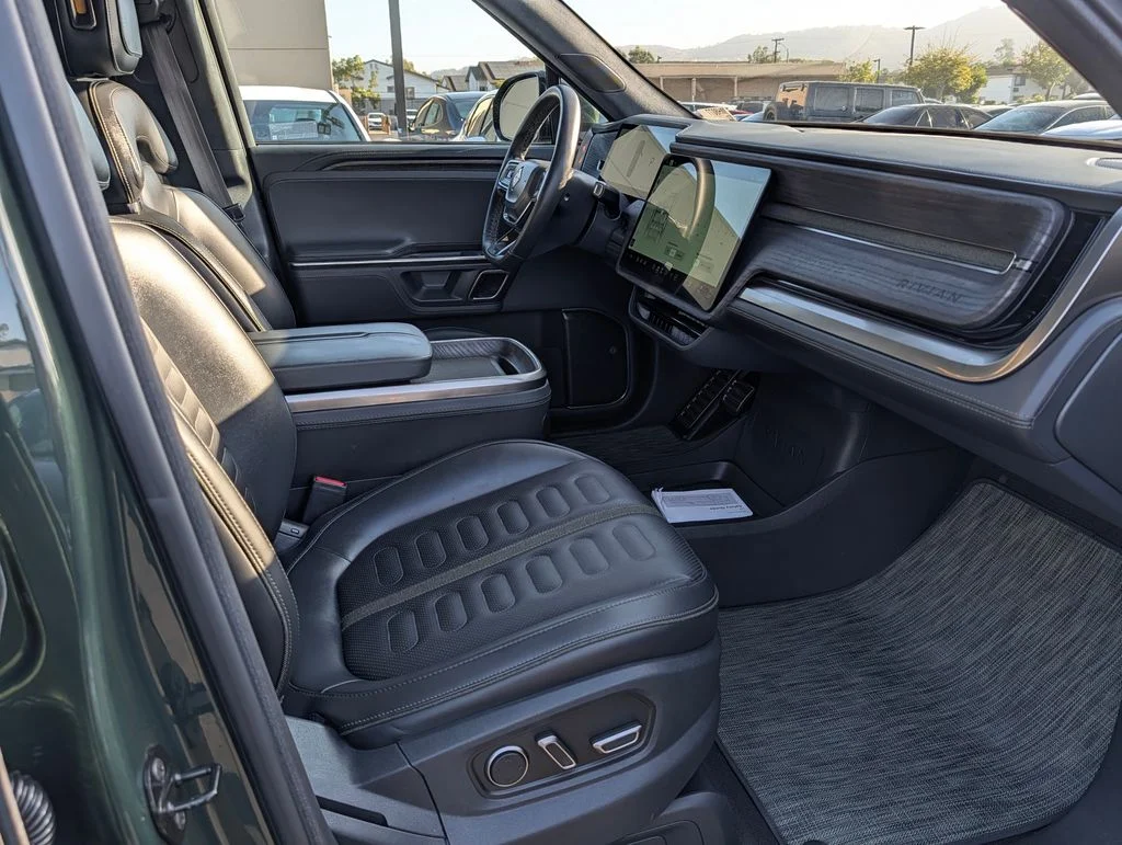 2024 Rivian R1S Adventure - Photo 8