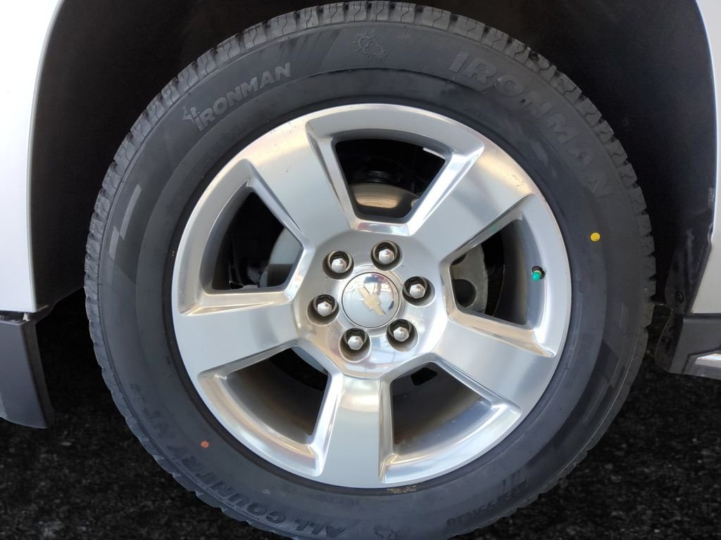 Used 2018 Silver Chevrolet Premier image 27