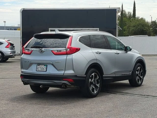 Used 2018 Silver Honda Touring image 8