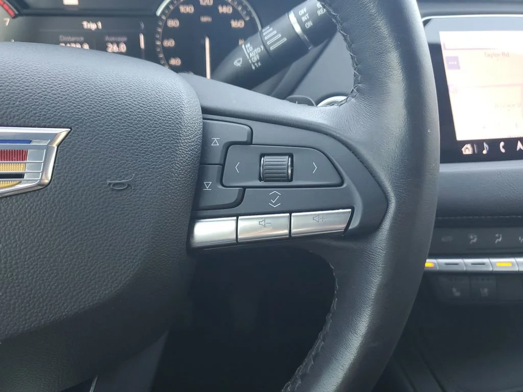 Used 2023 Crystal White Tricoat Cadillac Premium Luxury image 21